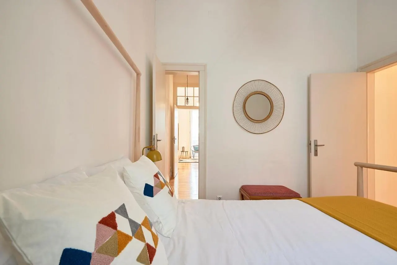 Spacious Apartment In The Perfect Lisbon Location, By Timecooler 0*,  Portogallo
